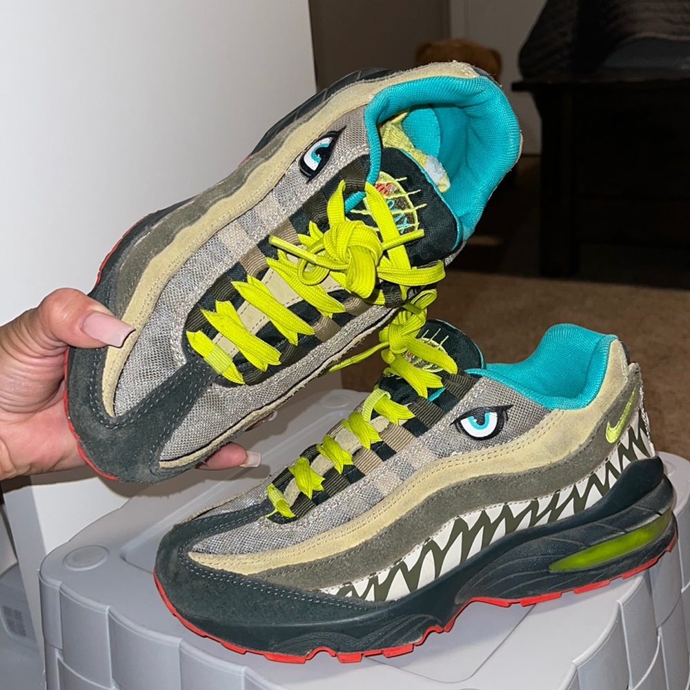 Nike air max US 5.5 youth